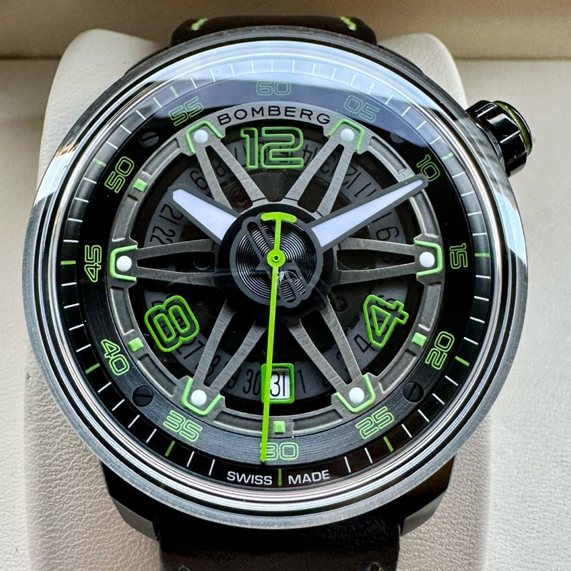 BOMBERG Watch BB-01 CT43APBA.21-2.11 Green Mechanical Swiss