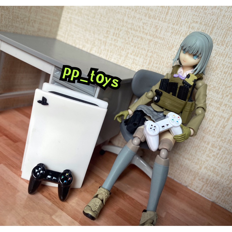 โมเดล PS5 เครื่องเล่นเกม PlayStation 5 จิ๋ว สเกล 1:12 (ver.A)