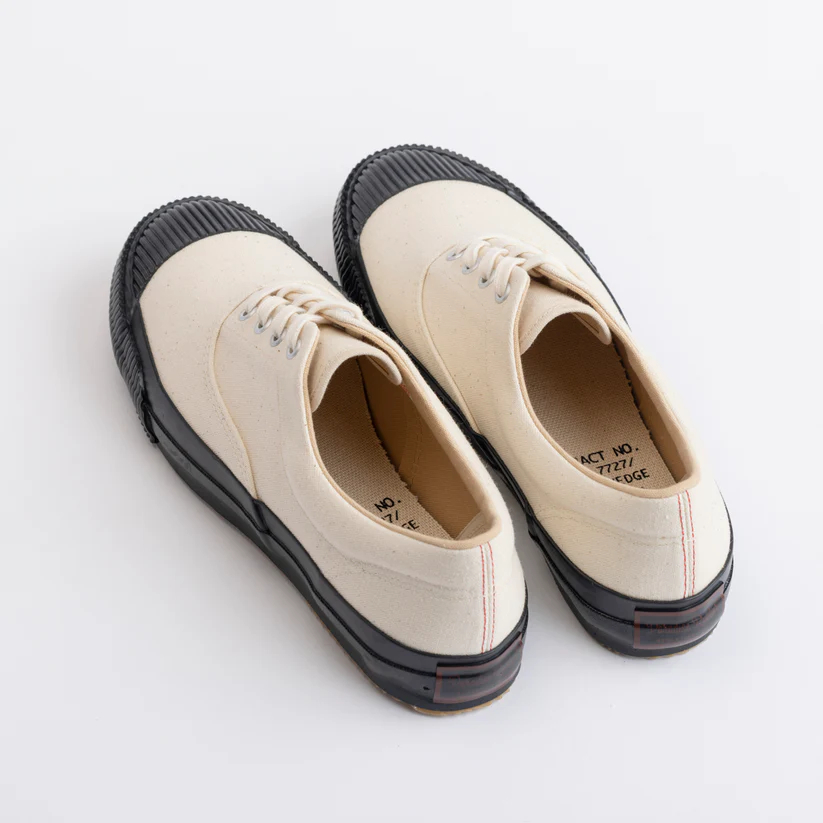 PRAS SHELLCAP DECK LO KINARU/BLACK