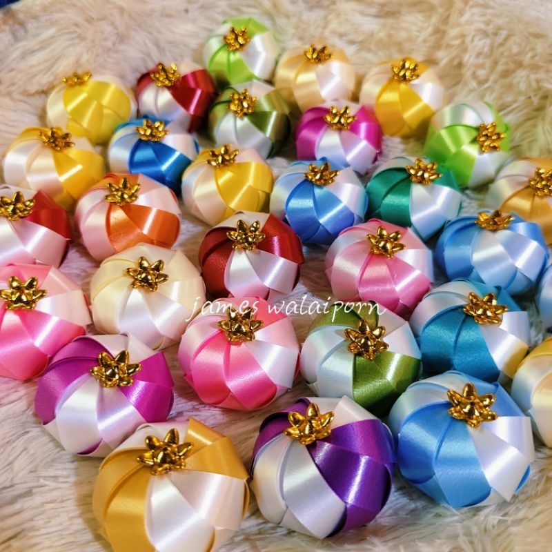 เหรียญโปรยทานตัวเปล่า ลูกจันทร์ทูโทนคละสี 50ลูก ตัวเปล่าไม่เหรียญ พร้อมส่ง - รูปที่ 2