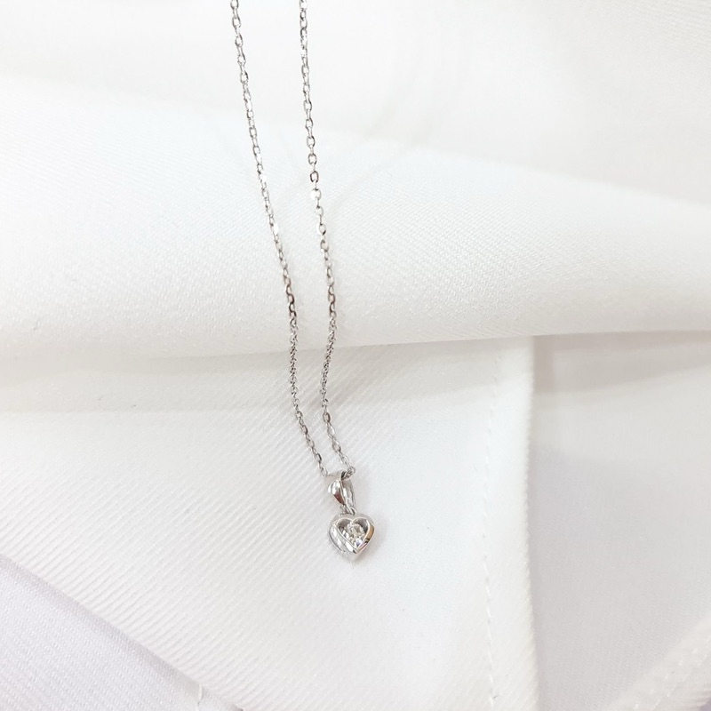 Amantio Diamond เซ็ทจี้เพชรเม็ดเดี่ยวดีไซน์หัวใจพร้อมสร้อยคออิตาลี18k