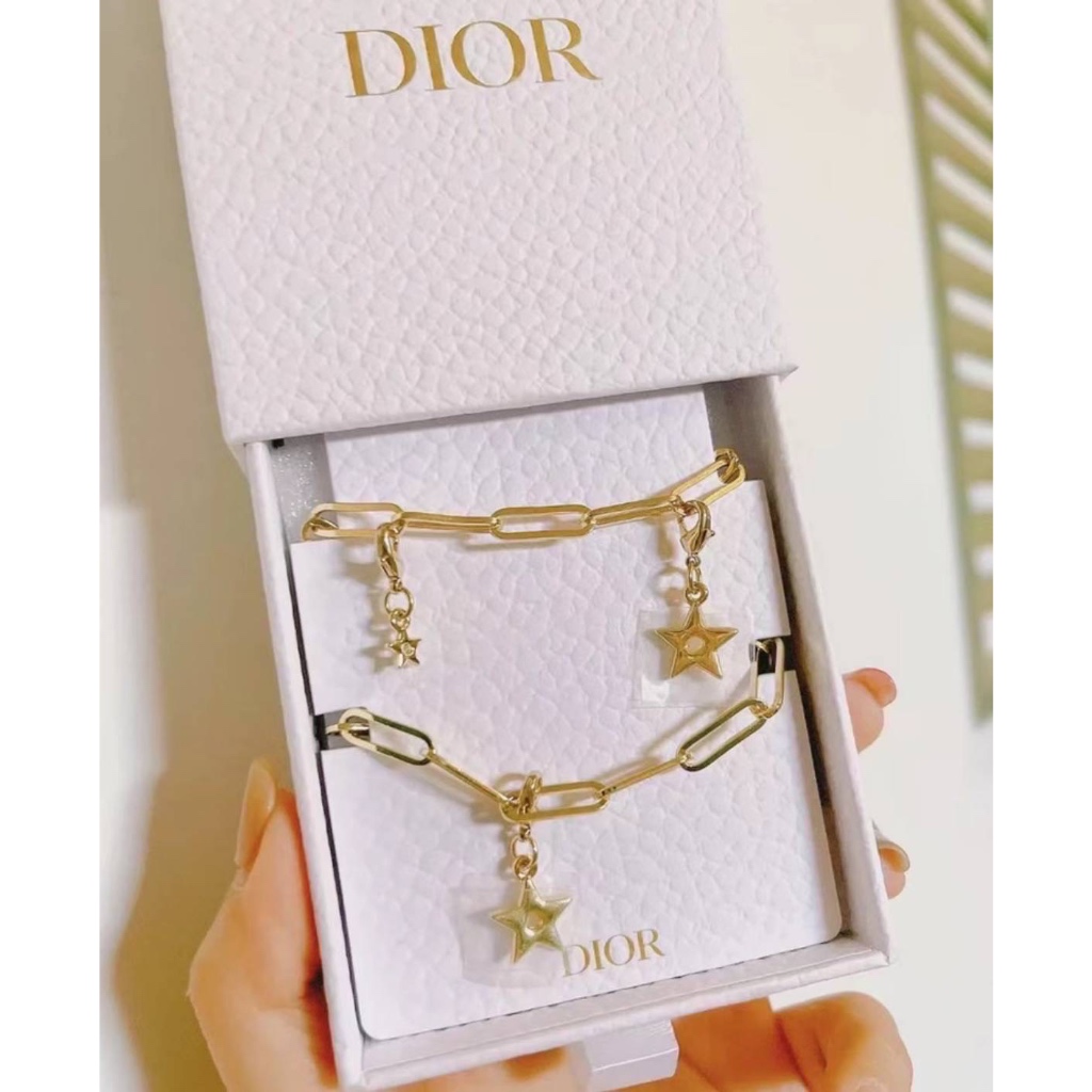 ที่ห้อยโทรศัพท์ Dior Gold Phone Charm