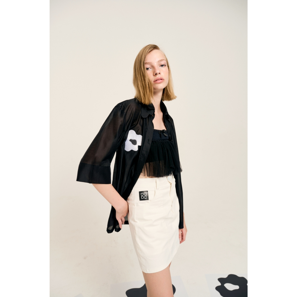 LYDIA SKORT กระโปรงกางเกงเนื้อยีนส์ยืด นุ่มใส่สบายมาก (ผ้าเดียวกับ CHATO MIDI SKIRT) ราคาแยกชิ้น***