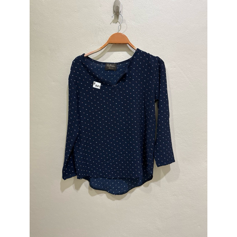 Z820 เสื้อผ้าโพลีเรย่อนสีกรม