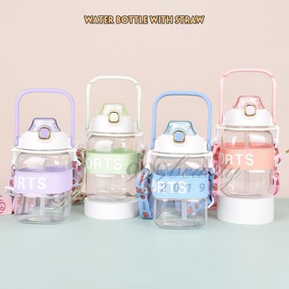 ขวดน้ำ กระบอกน้ำ 1000 ml. ขวดน้ำพกพา มีสายสะพาย+หลอดซิลิโคน สไตล์มินิมอล ลายการ์ตูนน่ารัก ขวดน้ำน่ารัก B00026