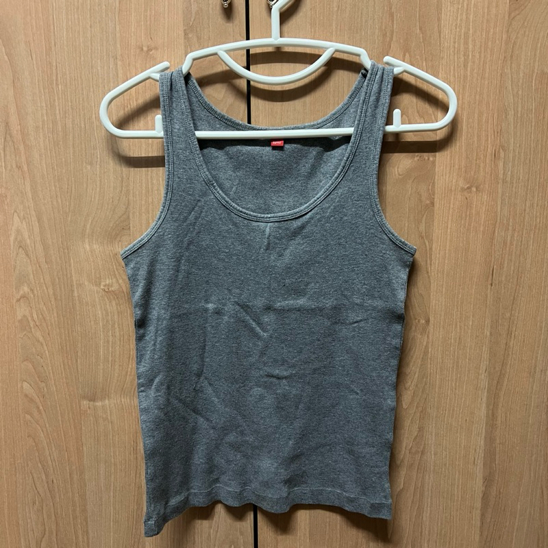 เสื้อกล้ามสีเทา esprit มือสอง