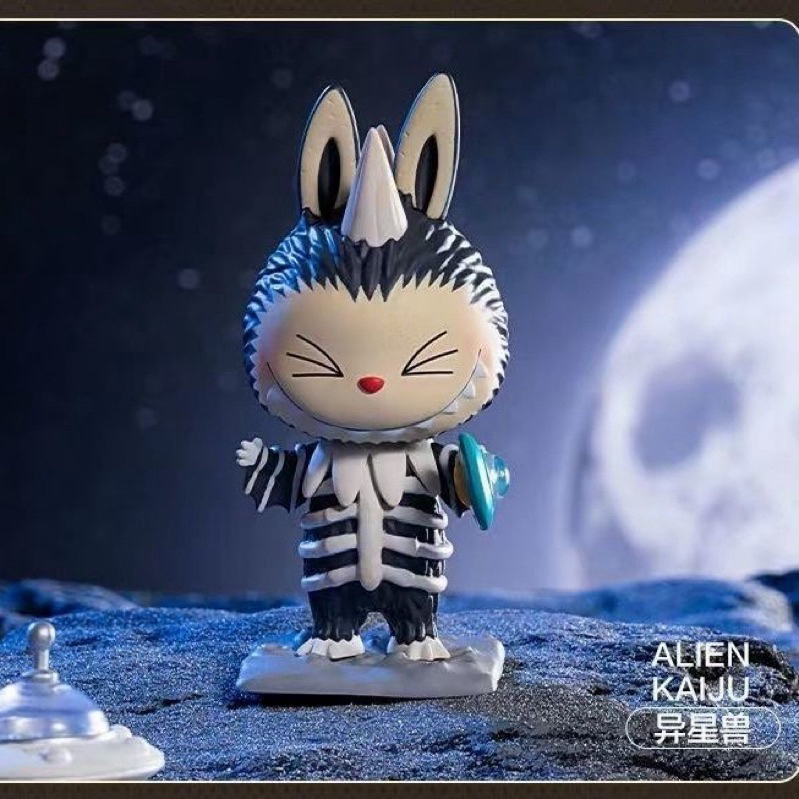โมเดล Labubu Kaiju น้องบู้จัดปะหยาด