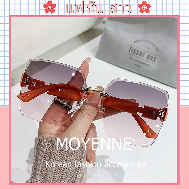 [จัดส่งในกทม] ใหม่ แว่นกันแดด สำหรับผู้หญิง ระดับไฮเอนด์ ป้องกันรังสือัลตราไวโอเลต เหมาะสำหรับหน้า ใหญ่ กระชับสัดส่วน