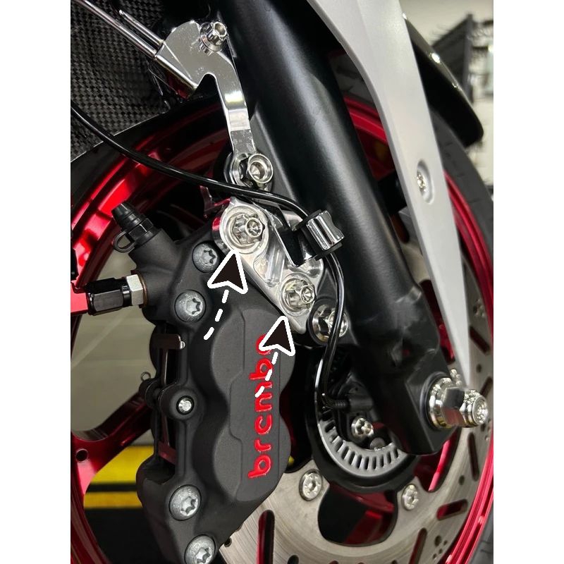 น๊อตยึดปั้มหูชิด Brembo 4 POT ลายเฟือง (เกลียวหยาบ)M10-หยาบ/ (ราคาคู่ละ)=2ตัว