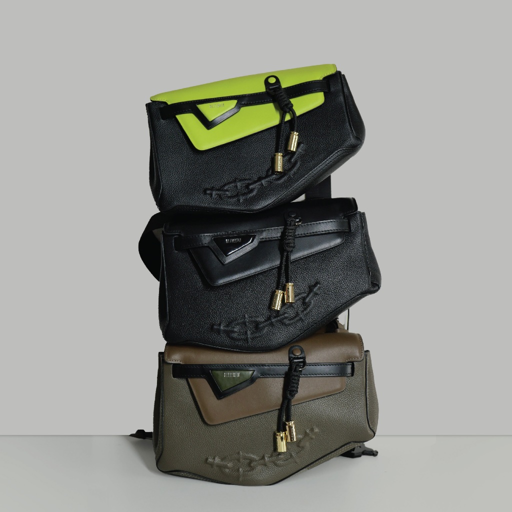 BAD The medium cross body bag