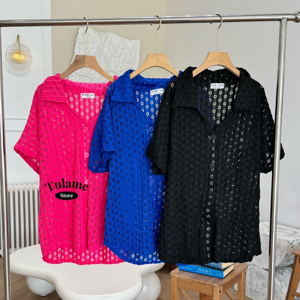 เสื้อผ้าฉลุดอกไม้คอวีกระดุมหน้า ปก แขนค้างคาว