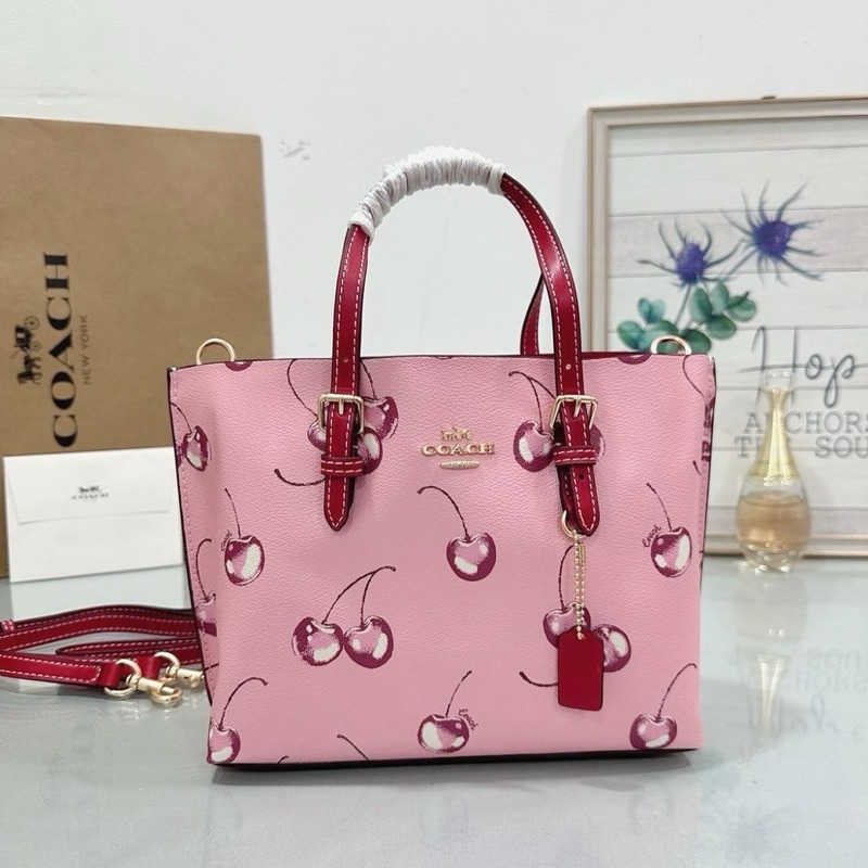 พร้อมส่ง 🛍️Coach Mollie Cherry Tote Bag (Size 10 นิ้ว)