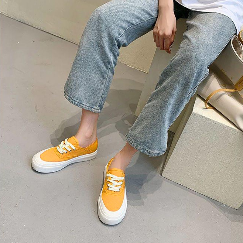 GFShop ราคาสุดคุ้ม รองเท้าผ้าใบสไตล์เกาหลี ดีไซน์สวย ใส่สบาย มีกันลื่น เหมาะกับทุกการสวมใส่ จะใส่เที่ยว ใส่ทำงาน หรือใส่