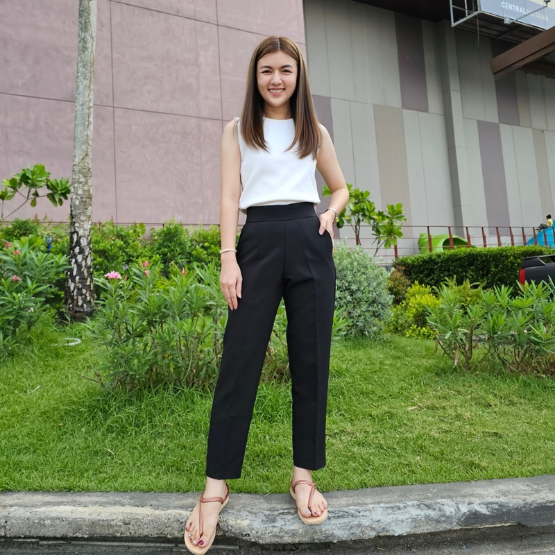 A02 กระบอกเล็ก 8 ส่วน (ซิปหลัง)