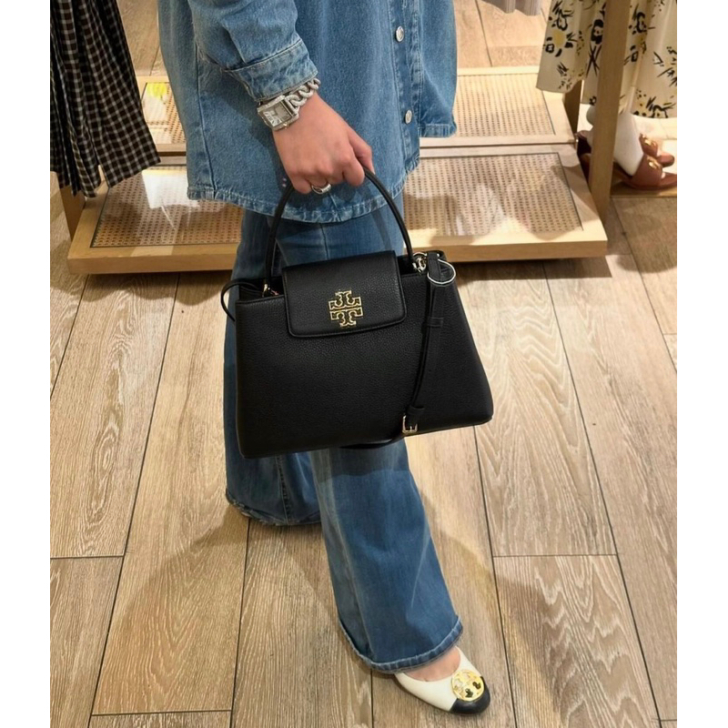 ใบใหญ่ มีสามสี 140972 141043 Britten  With Gold Hardware Pebbled Leather Women's Satchel Bag