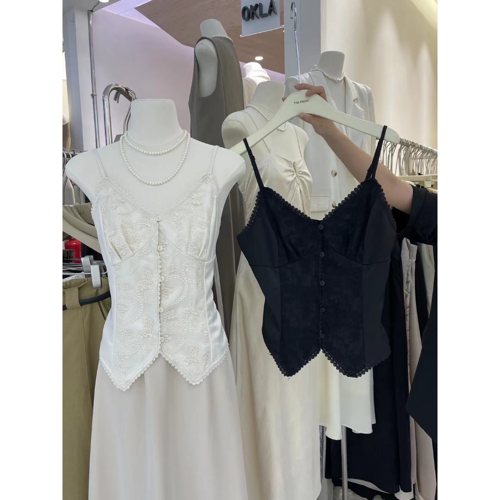 เสื้อสายเดี่ยวผ้าซิลค์ซาติน LACE STRAP CAMI SILK SATIN TOPS