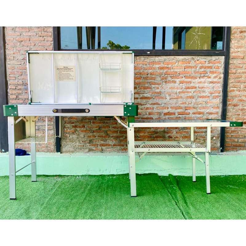 โต๊ะครัว Coleman Deluxe Camp Kitchen Table  ชุดโต๊ะครัว