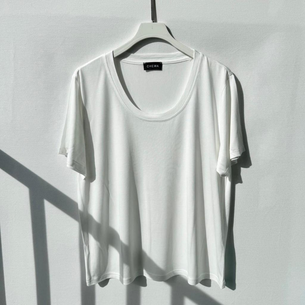 chewaonlinestore -เสื้อยืด คอยู ผ้าเย็นใจ Lyocell - U47