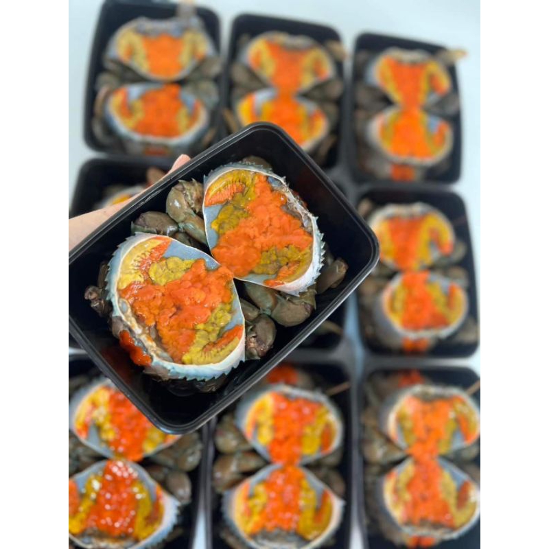 🦀ปูไข่ตัดแต่งคัดไข่แน่นๆทุกตัวมีไข่ทั้งตัวทั้งกระดอง มี2ไซส์ Mm 160กรัมมี2ตัวต่อกล่อง และไซส์Ss 140 กรัมมี2ตัวต่อกล่อง