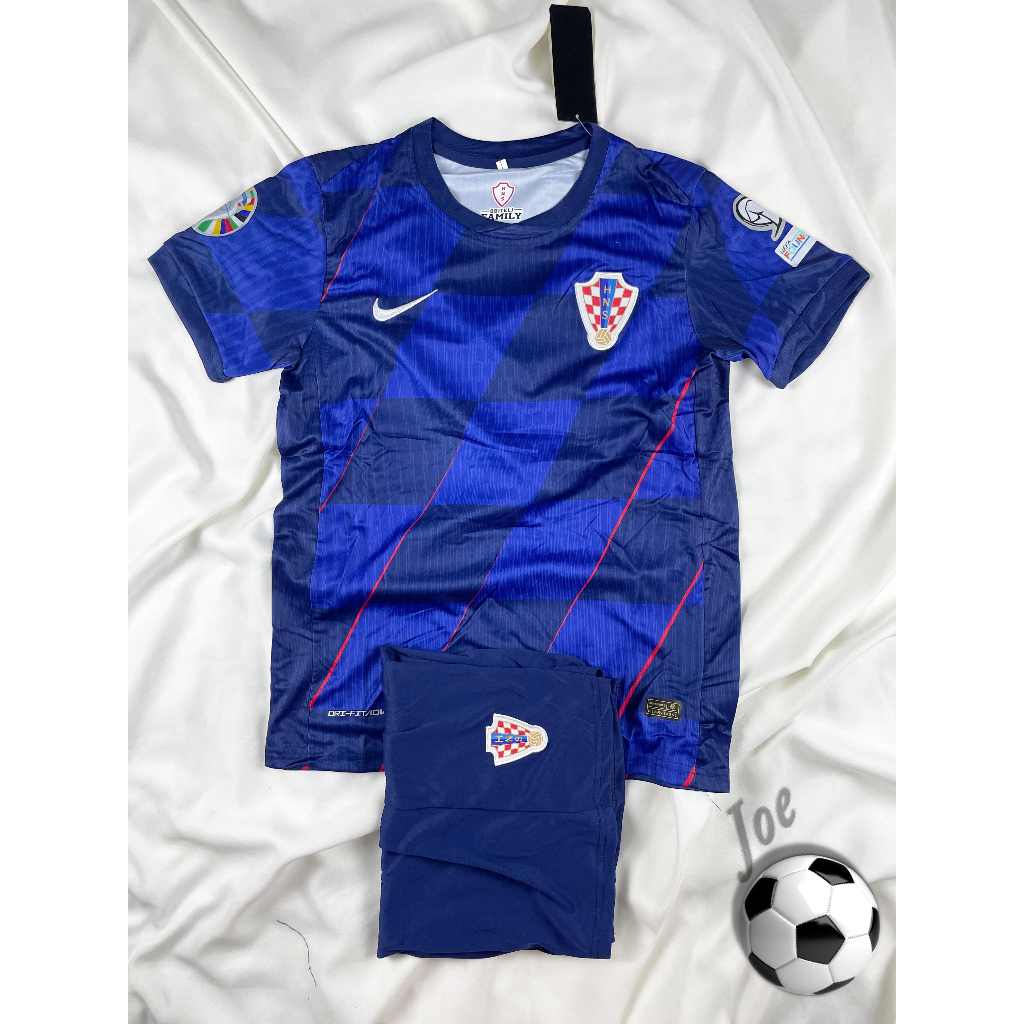 ชุดบอลทีมชาติ Croatia (Blue) เสื้อบอลและกางเกงบอลผู้ชาย ปี 2024-2025 ใหม่ล่าสุด