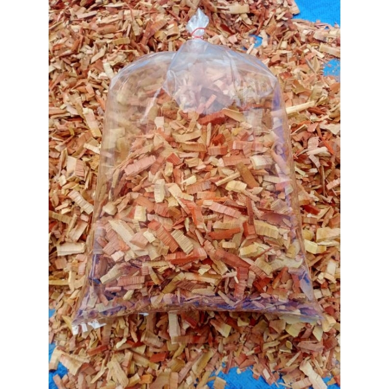 แก่นคูณแดงใหม่ชิ้นเล็ก(คละไซส์) ถุงละ50บาท