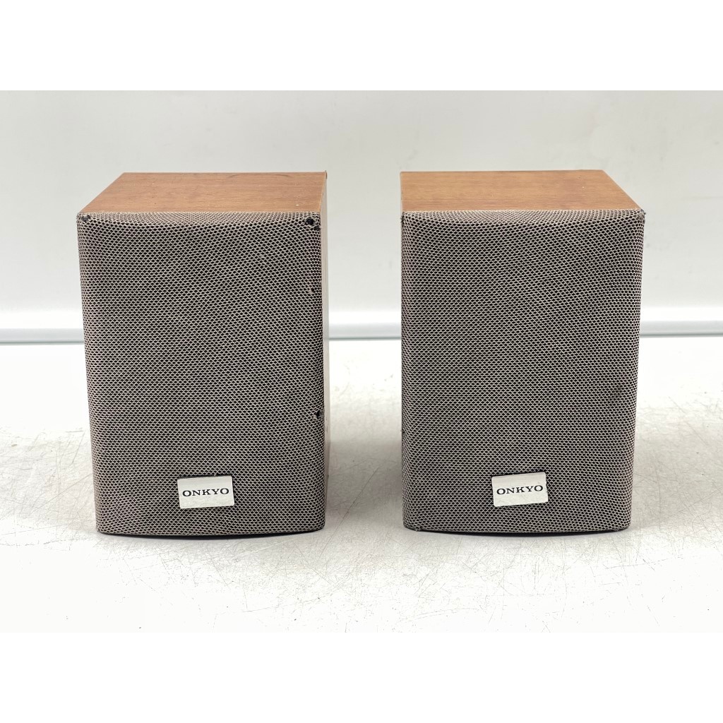 AW18 ลำโพง 1 คู่ มือสองญี่ปุ่น (648-650) ONKYO D-L1X 30W 6 โอห์ม Woofer 2.5 นิ้ว Size ตู้ 8.5x9.5x12