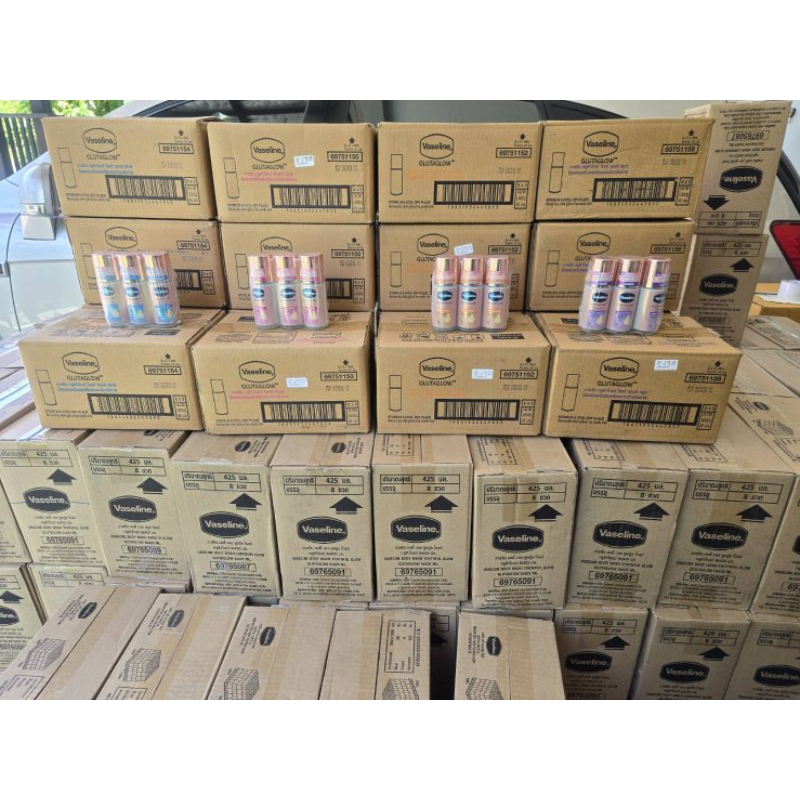 1 Bottle Vaseline Glutaglow Ampoule Roll On