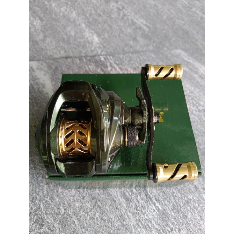 รอกหยดน้ำ  Ryoko รุ่น Ballista Eurnar Pro หมุนขวา