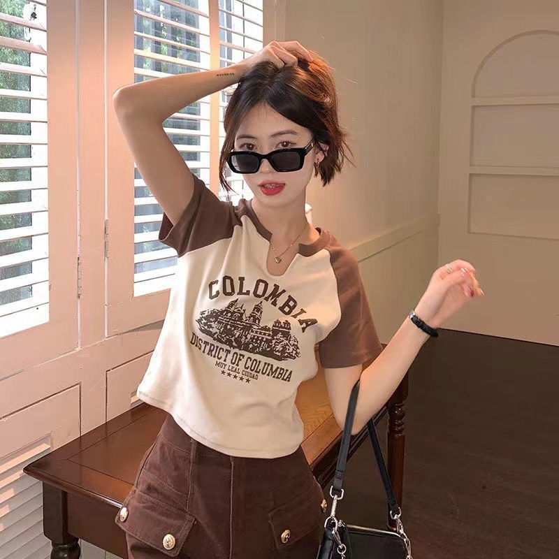 พร้อมส่งในไทย**เสื้อครอป คอกลมแขนสั้นน่ารัก สกรีนลายวินเทจ คอวีเว้าหน้า Y97