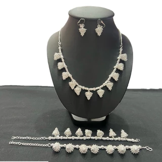 Accesoories ชุดไทยชุดแต่งงานโบราณสร้อยคอลูกปัด เครื่องประดับชุดไทย