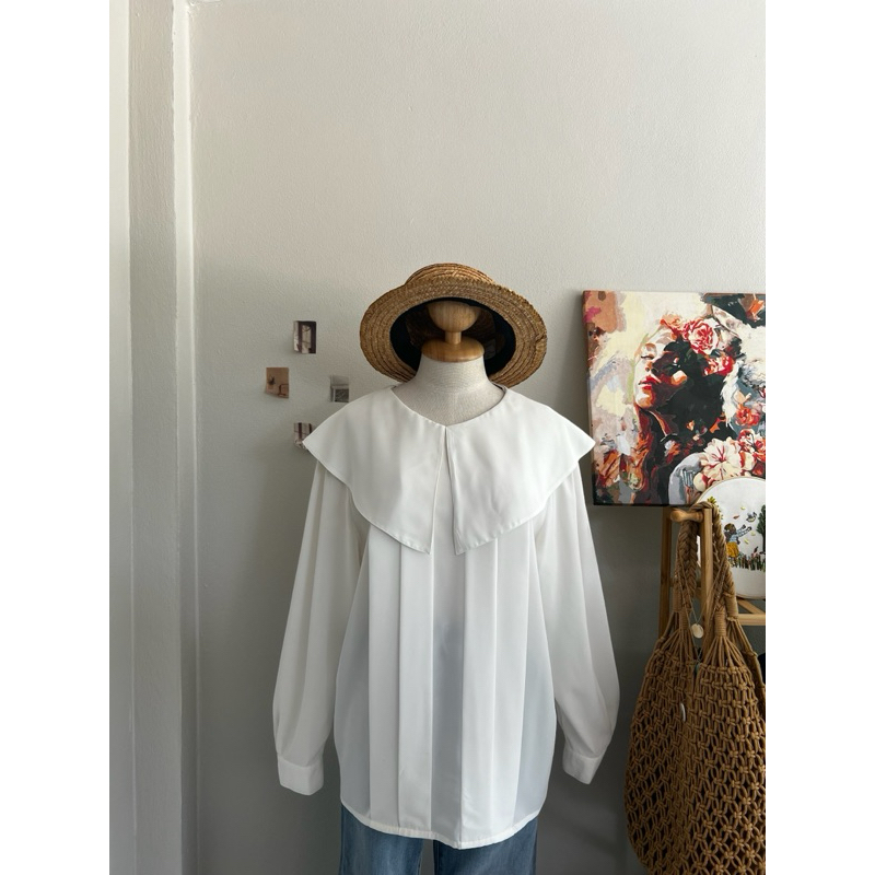 W03 🤍 " idiom" เสื้อแขนยาว คอปกใหญ่ๆ น่ารักกมากกก แต่งแทบผ้าด้านหน้า กระดุมหลังใช้งานได้ ผ้าใส่สาบยย