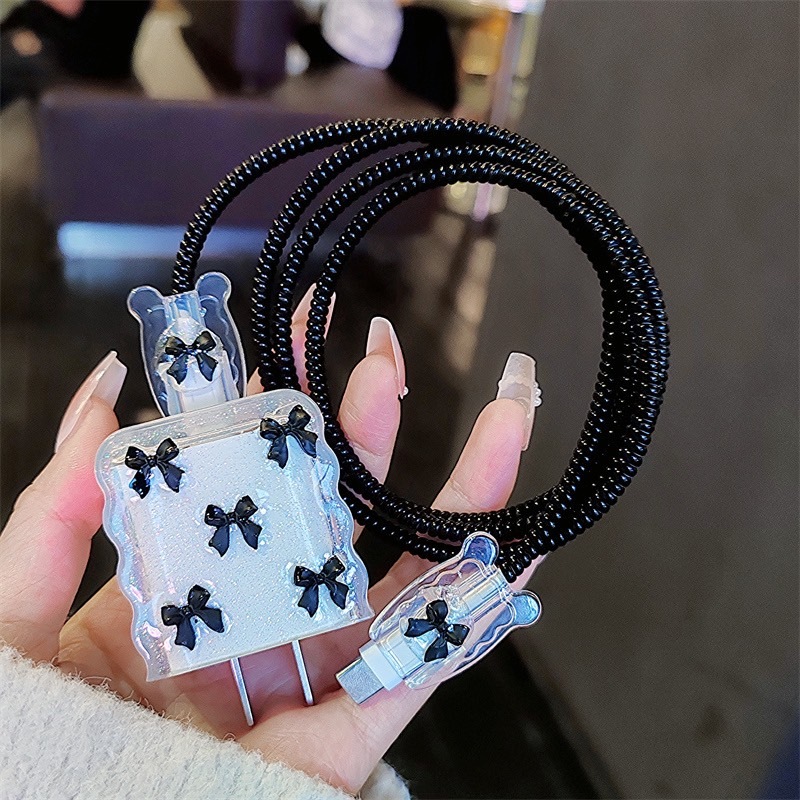 CT-(P) ชุดถนอมสายชาร์จลายมาใหม่ สำหรับ18w/20w ลายโบว์2สี ขนาดเดียวกันใช้ได้หมดนะคะ สินค้ามีพร้อมส่งค่ะ