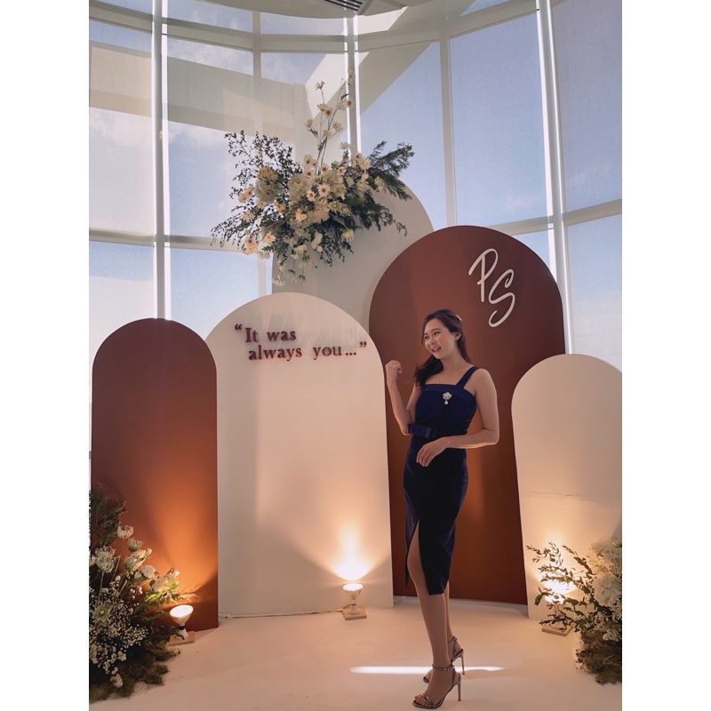 ส่งต่อ เดรสออกงาน  HER Collection Irene Dress