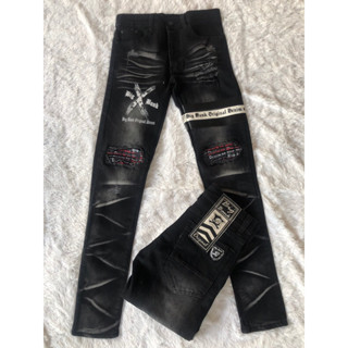 กางเกงยีนส์ผู้ชายแฟชั่น สกรีนสีดำฟอกแต่งหนังสกรีน X