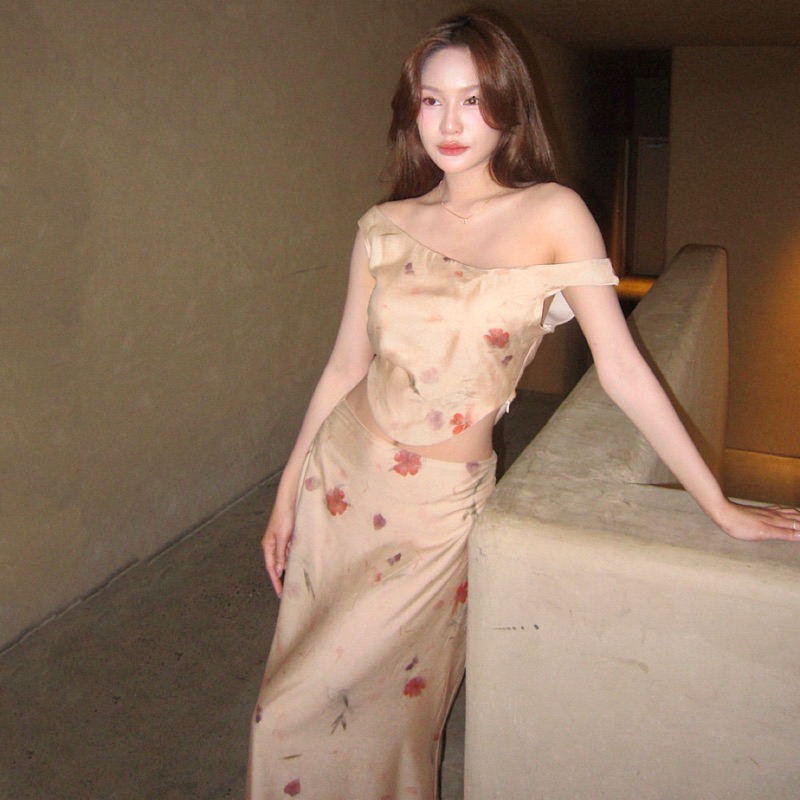 Dressfriends.bybf | Diana set ชุดเซท (ขายแยกเสื้อกระโปรง ทั้งเซต 2290.-)