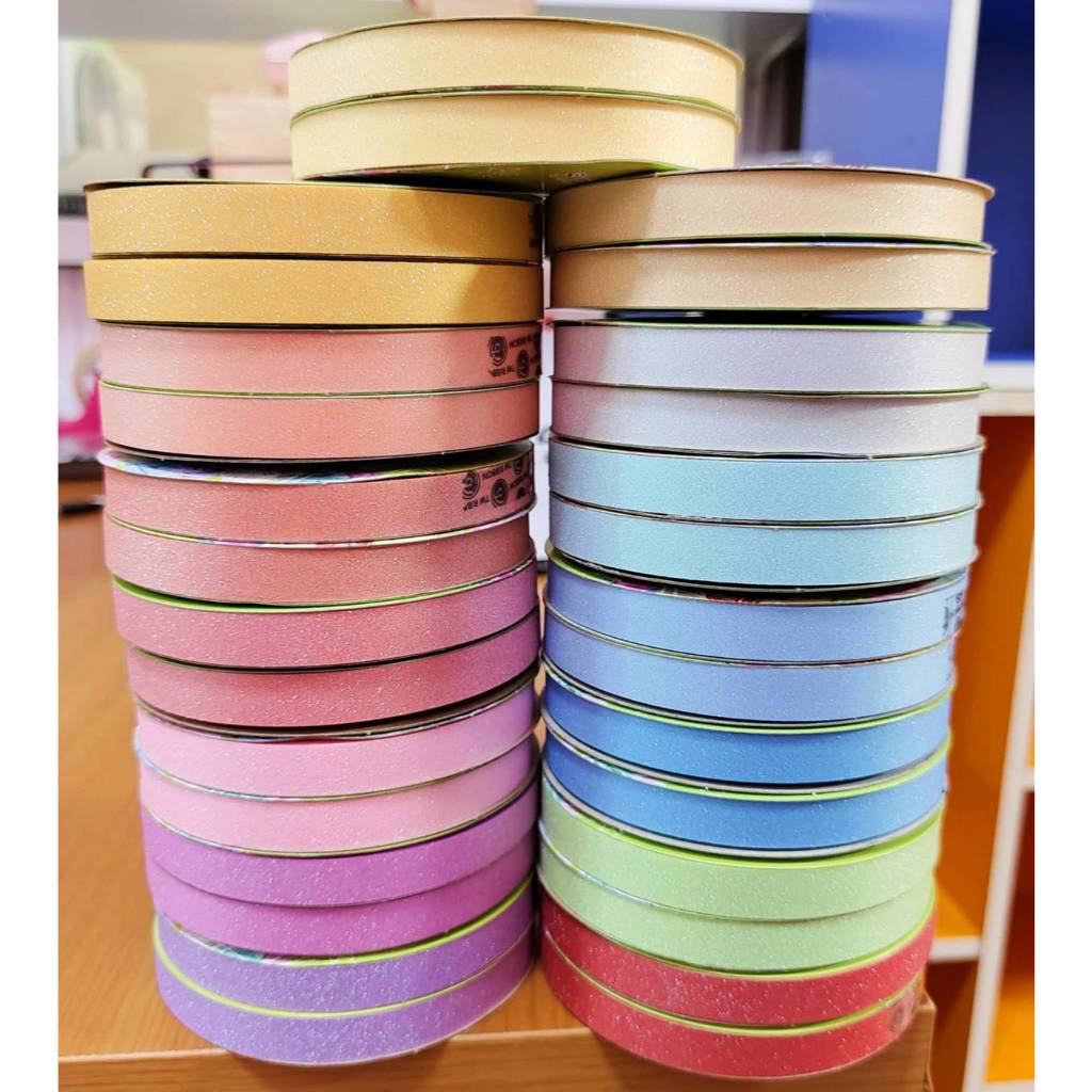 ริบบิ้นกากเพชรทึขเกร็ดขาว ตรา TW ม้วนเล็ก เบอร์ 2 ริบบิ้นพับเหรียญโปรยทาน ห่อเหรียญ เลือกสีได้