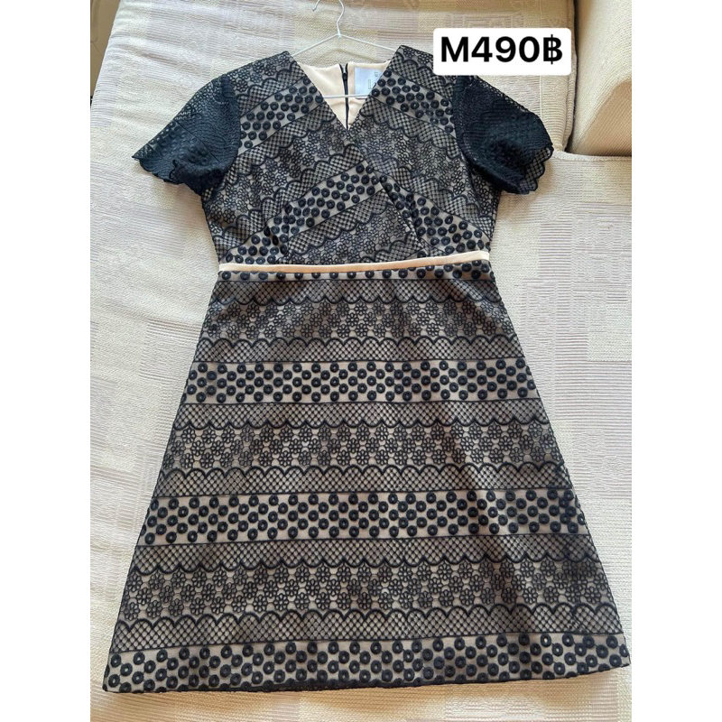 ส่งต่อเดรส La mingnonne ผ้าฉลุสีดำ