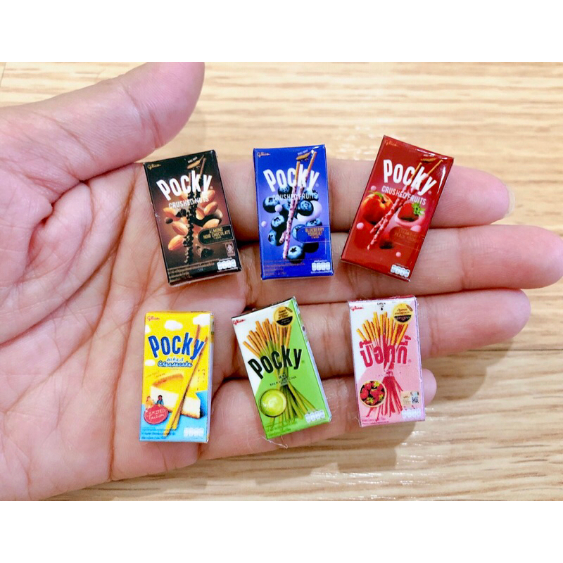 โมเดลขนมจิ๋ว ป๊อกกี้จิ๋ว มีให้เลือก 6 แบบ ราคา/ชิ้น
