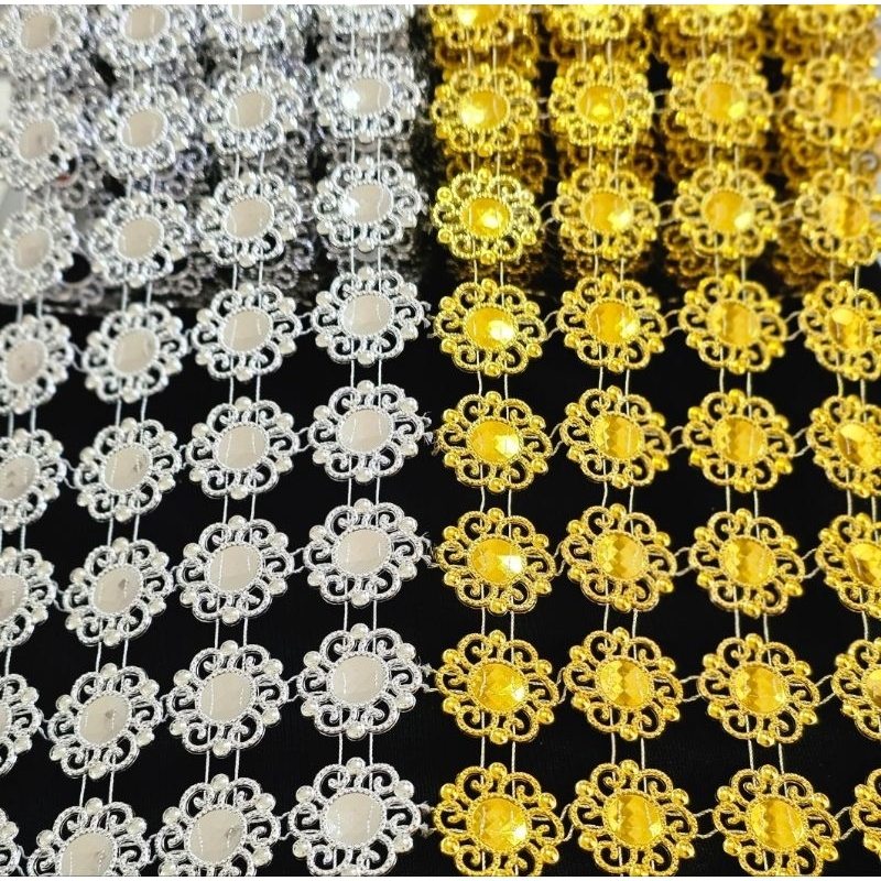 DS02 สังวาลย์พิกุล 1หลา 124 ชิ้น สีเงิน สีทอง