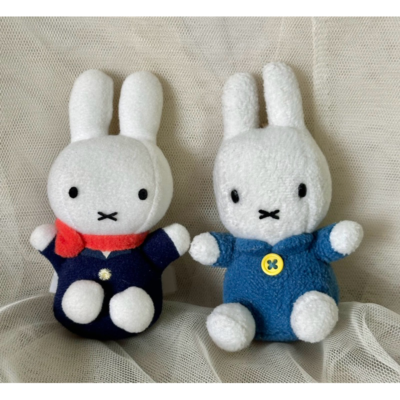มือสองค่ะ ตุ๊กตากระต่าย Miffy / พวงกุญแจ Miffy