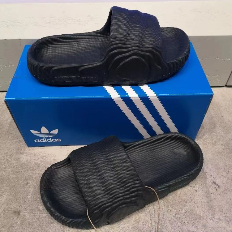Adidas Adilette 22 รองเท้าแตะ ผิวหยาบ พื้นโลโก้ ใส่สบาย กันน้ำ