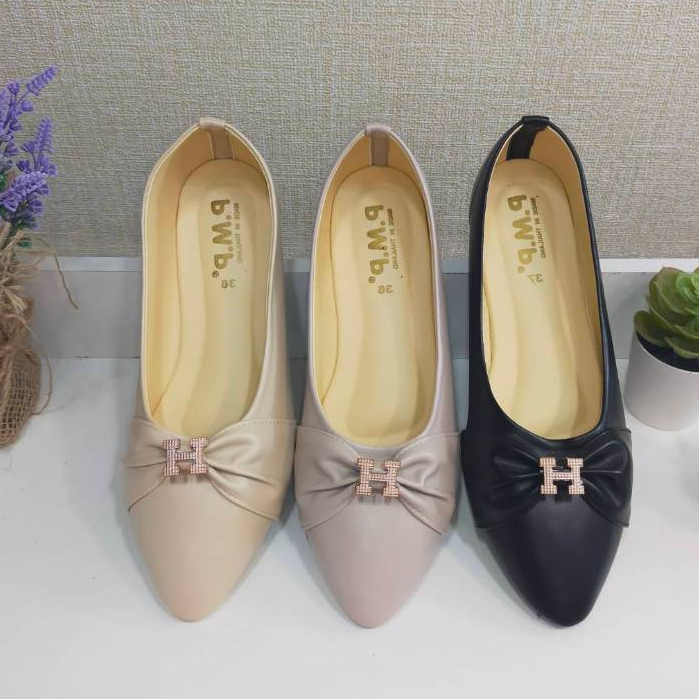 SS888:รองเท้าคัชชูหนังPUนิ่มหน้าโบว์อะไหล่H