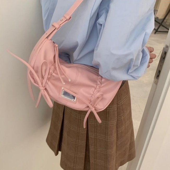 Look.Hive สินค้าใหม่ 2025 กระเป๋าหนังงานเกาหลีทรงฮิตสะพายไหล่ 2 สี N058