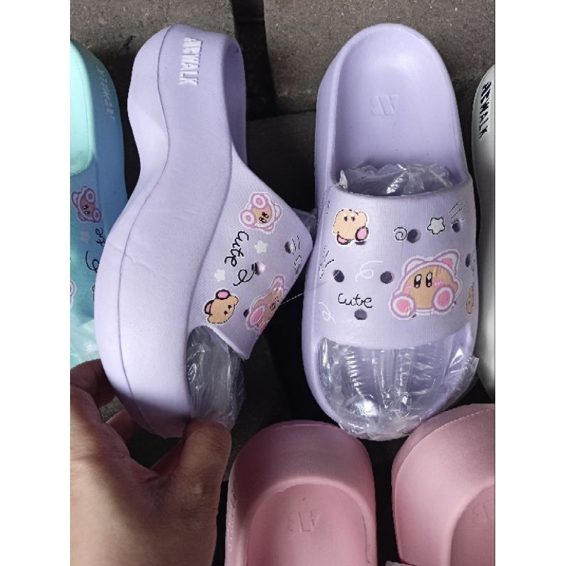 AB Walk รองเท้าแตะ ส้นสูง 2" นิ่ม เบา ไม่ลื่น ไม่เปียกน้ำ ผลิตในไทย สินค้าคละสี