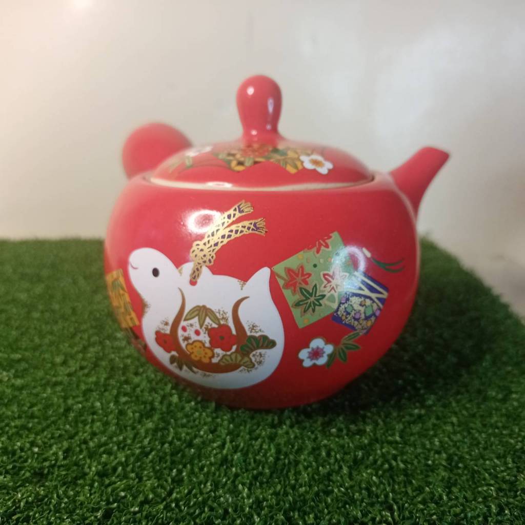 Teapot Kyusu Takoname Kyushu Cute red teapot Vermilion/Scarlet White Snake