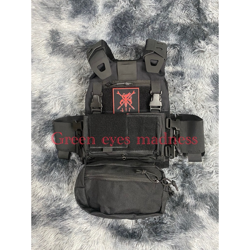 พร้อมส่งในไทย เสื้อเกราะยุทธวิธี เสื้อเวส FCSK 2.0 +รองบ่าทรงFerro + Mk3 ยกชุดพร้อมใช้งานครับ