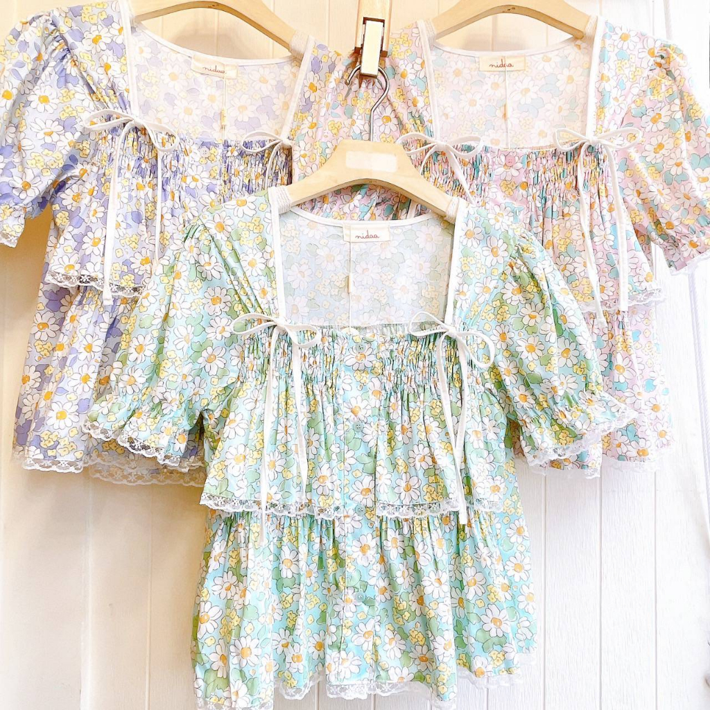 📣 พร้อมส่งงง 👑ป้าย NIDA👑🌈เสื้อคอเหลี่ยมแต่งระบายชั้น 🌈🌿รหัสสินค้า :: N0095🌿