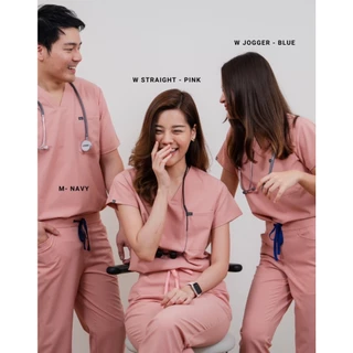 REKA SCRUBS - เสื้อคอวี สี BlushPink - MOTIF (ชุดสครับแพทย์ พยาบาล พร้อมปักชื่อ)