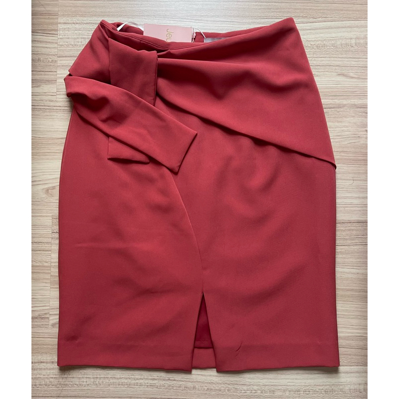 Jeune Style กระโปรง ทรงสอบ ผ่าหน้า