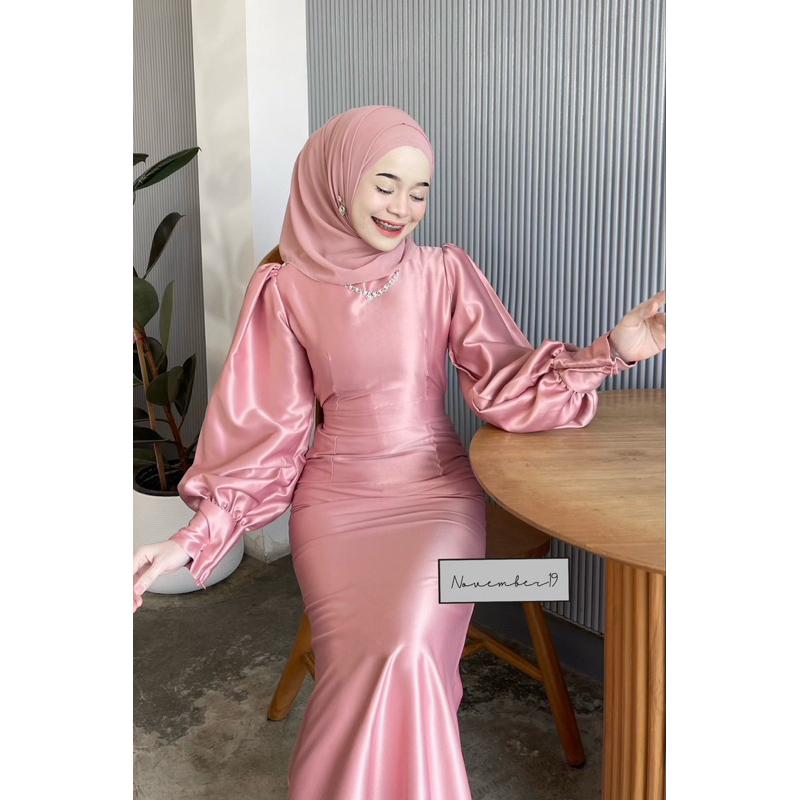 รุ่นซินดี้ผ้าซาร่า ชุดเดรสอิสลาม ชุดเดรสมุสลิม ไม่รวมฮิญาบเข้าชุด แบรนด์November19 - รูปที่ 2